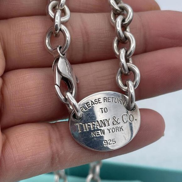 Tiffany & Co Return to Tiffany Oval Tag Sterling Silver 15" Choker Necklace - Picture 2 of 9
